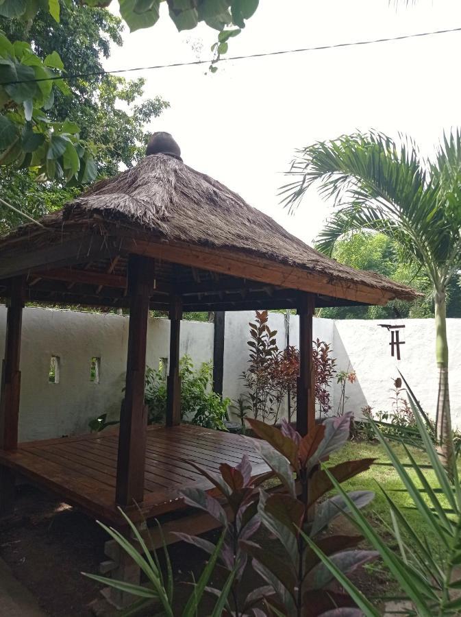 Follow The Rabbit Bungalow Gili Air Esterno foto