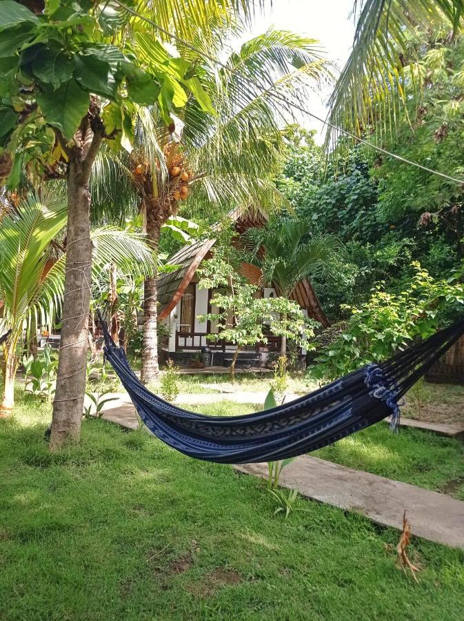 Follow The Rabbit Bungalow Gili Air Esterno foto